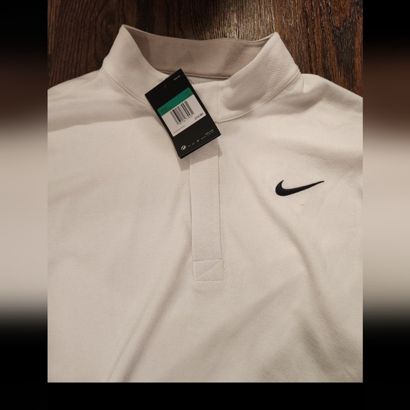 Nike Other - Nike sweater